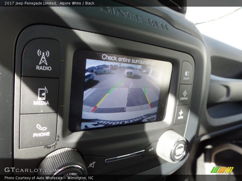 Alpine White / Black 2017 Jeep Renegade Limited