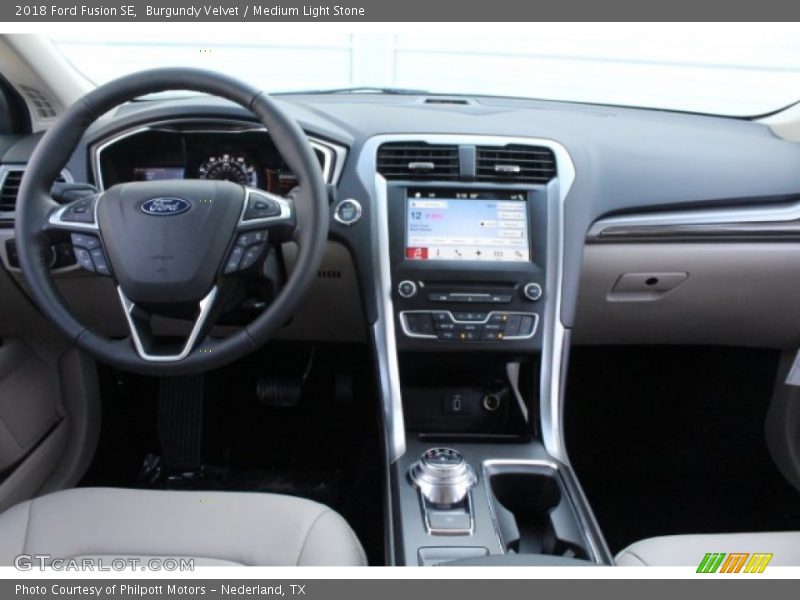 Burgundy Velvet / Medium Light Stone 2018 Ford Fusion SE