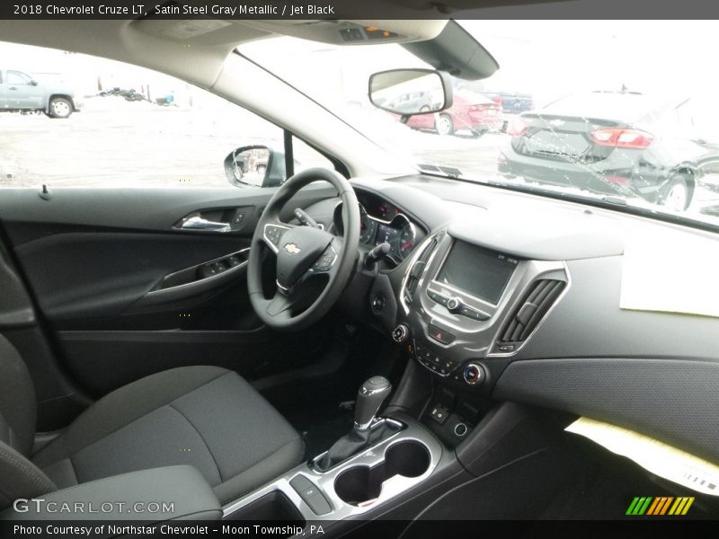 Satin Steel Gray Metallic / Jet Black 2018 Chevrolet Cruze LT