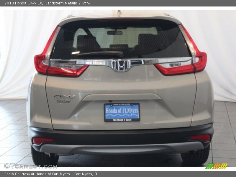 Sandstorm Metallic / Ivory 2018 Honda CR-V EX