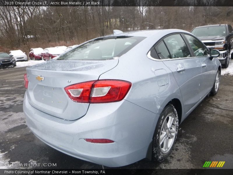 Arctic Blue Metallic / Jet Black 2018 Chevrolet Cruze LT