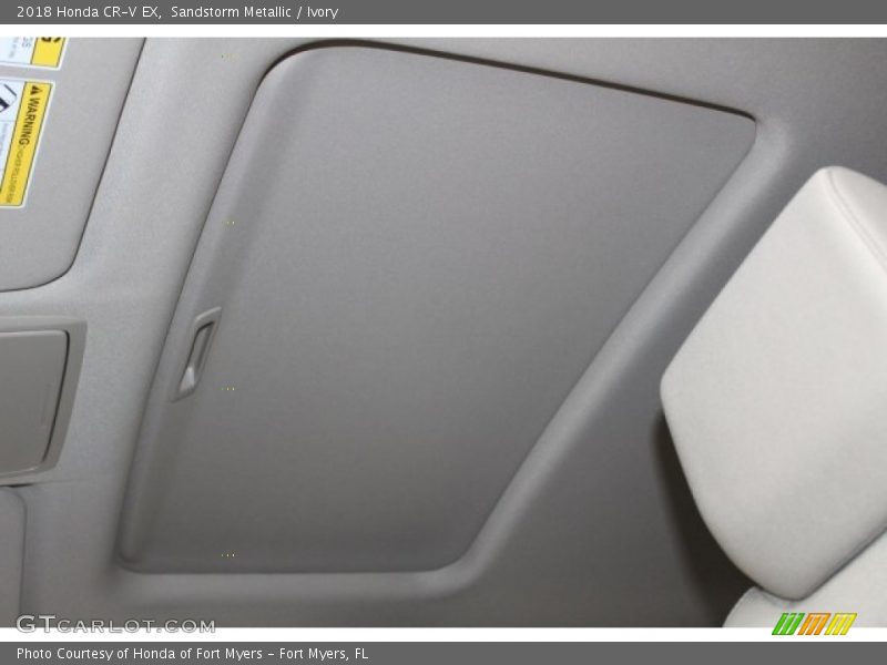 Sandstorm Metallic / Ivory 2018 Honda CR-V EX