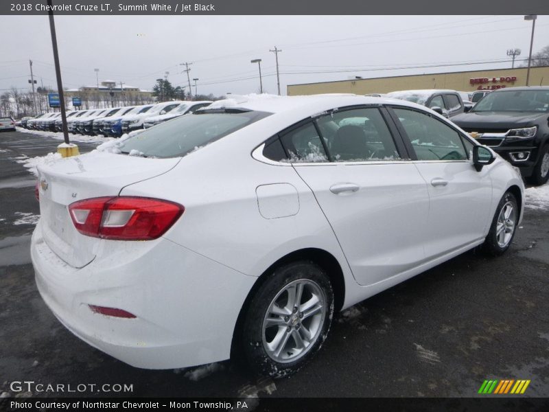 Summit White / Jet Black 2018 Chevrolet Cruze LT