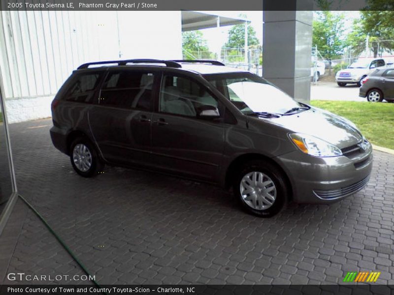 Phantom Gray Pearl / Stone 2005 Toyota Sienna LE