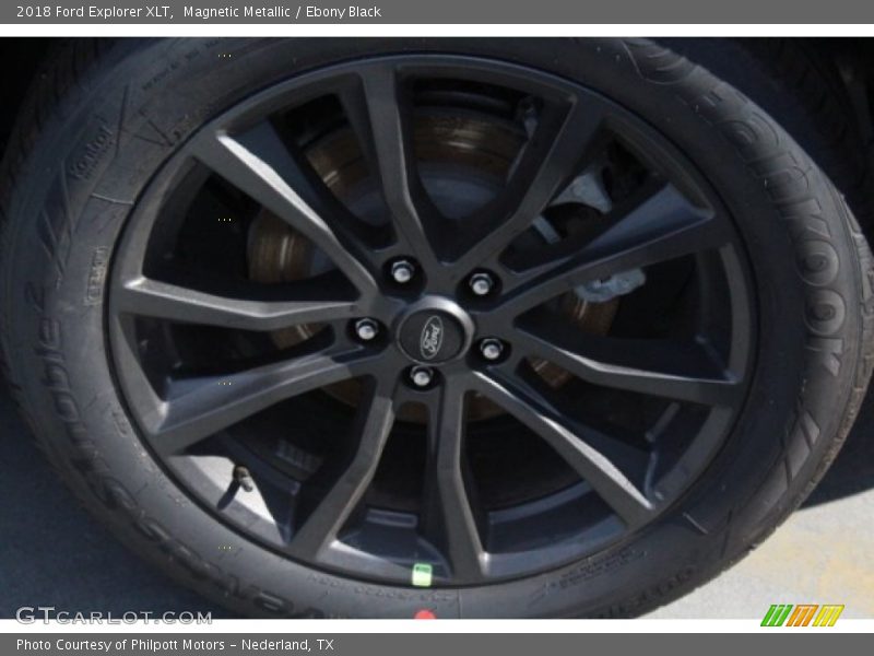 Magnetic Metallic / Ebony Black 2018 Ford Explorer XLT