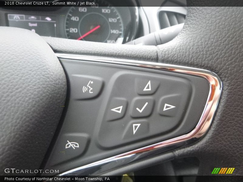 Summit White / Jet Black 2018 Chevrolet Cruze LT