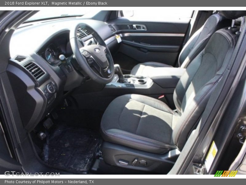 Magnetic Metallic / Ebony Black 2018 Ford Explorer XLT