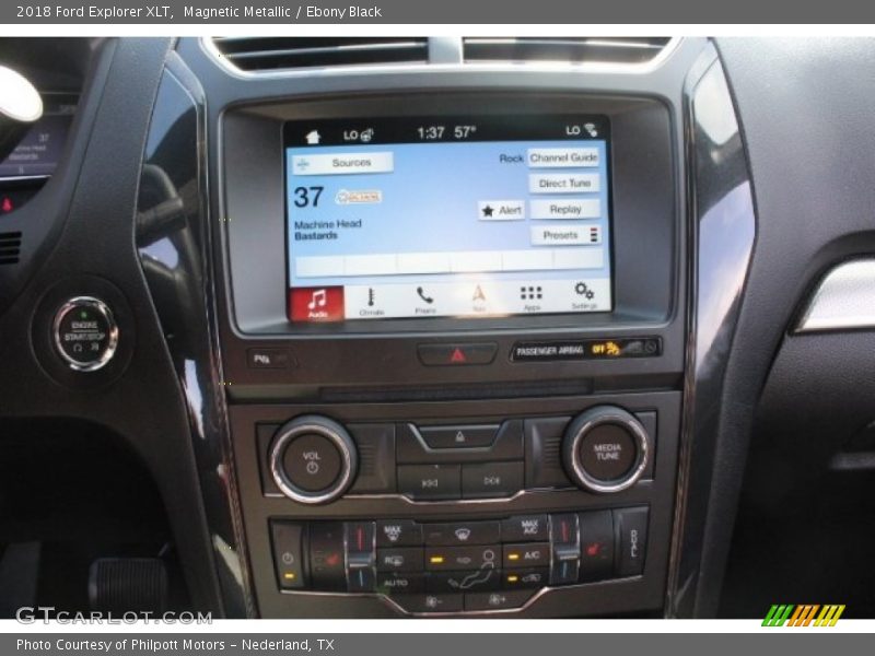 Magnetic Metallic / Ebony Black 2018 Ford Explorer XLT