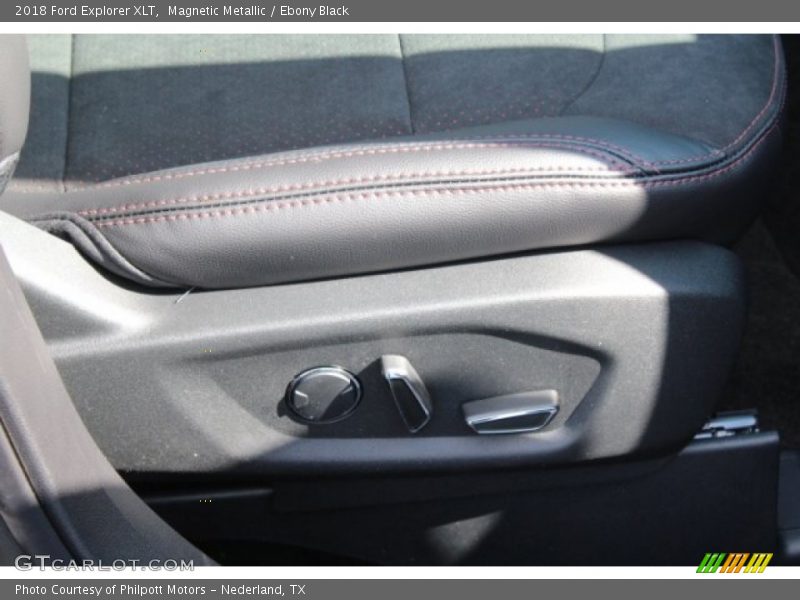 Magnetic Metallic / Ebony Black 2018 Ford Explorer XLT