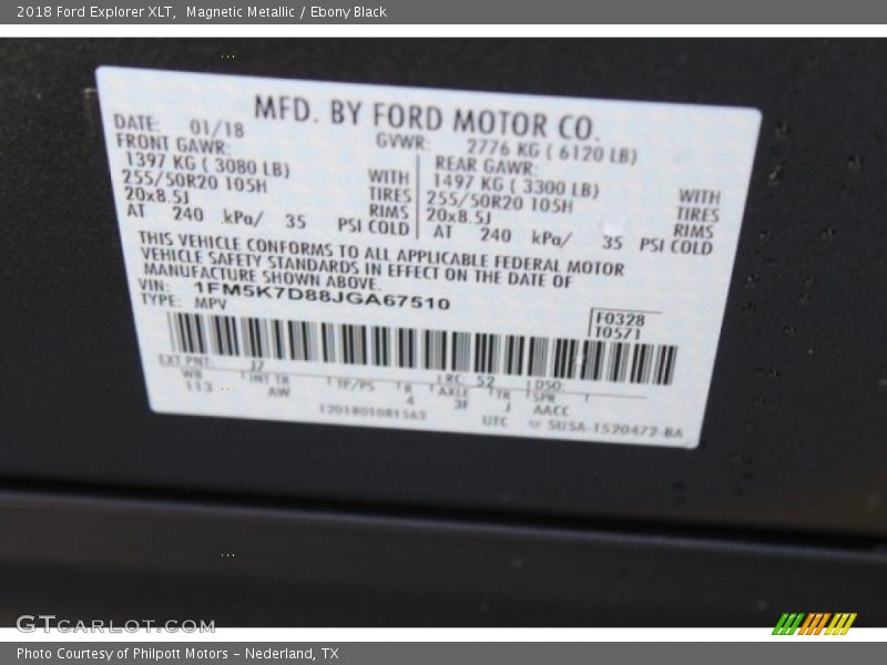 Magnetic Metallic / Ebony Black 2018 Ford Explorer XLT