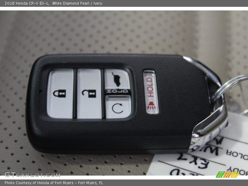 White Diamond Pearl / Ivory 2018 Honda CR-V EX-L