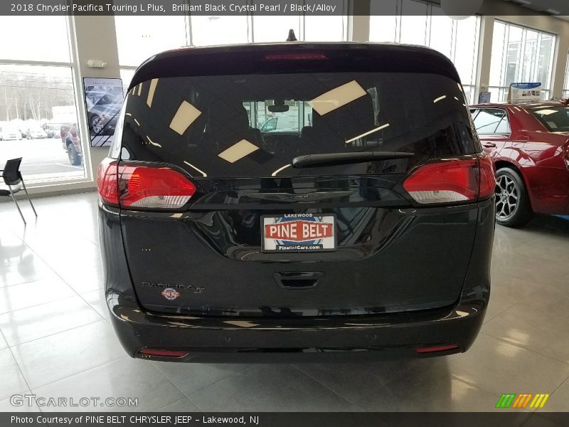 Brilliant Black Crystal Pearl / Black/Alloy 2018 Chrysler Pacifica Touring L Plus