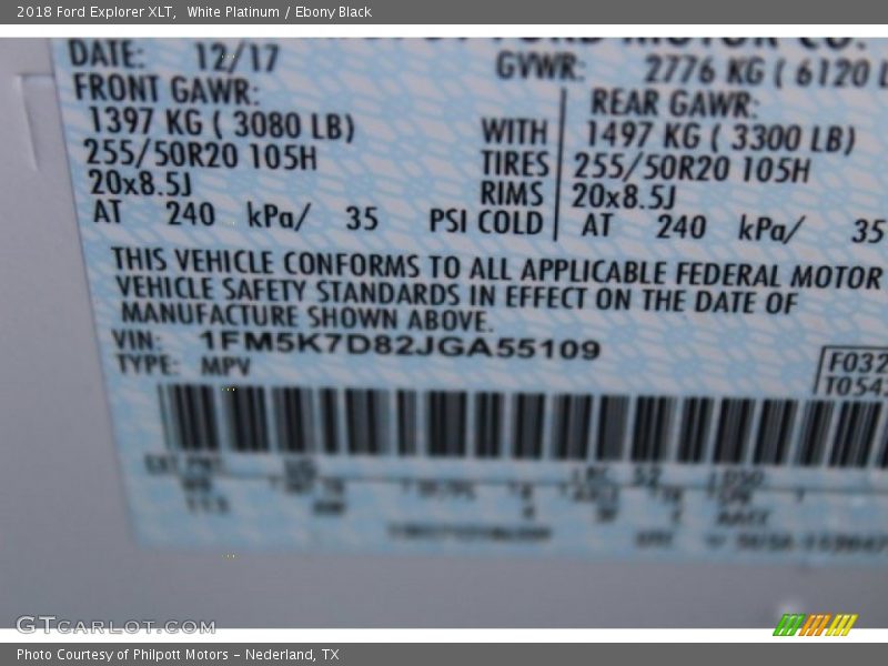 White Platinum / Ebony Black 2018 Ford Explorer XLT