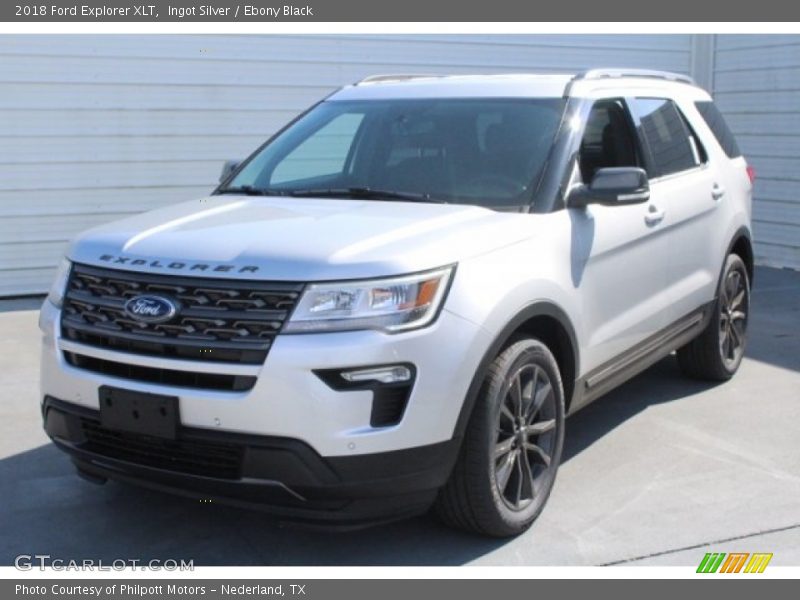 Ingot Silver / Ebony Black 2018 Ford Explorer XLT