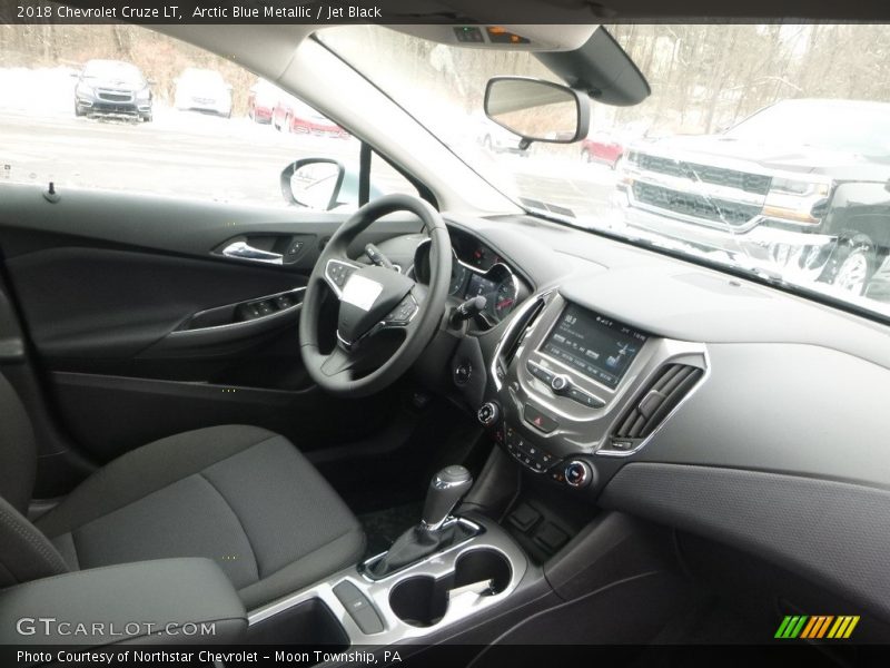 Arctic Blue Metallic / Jet Black 2018 Chevrolet Cruze LT