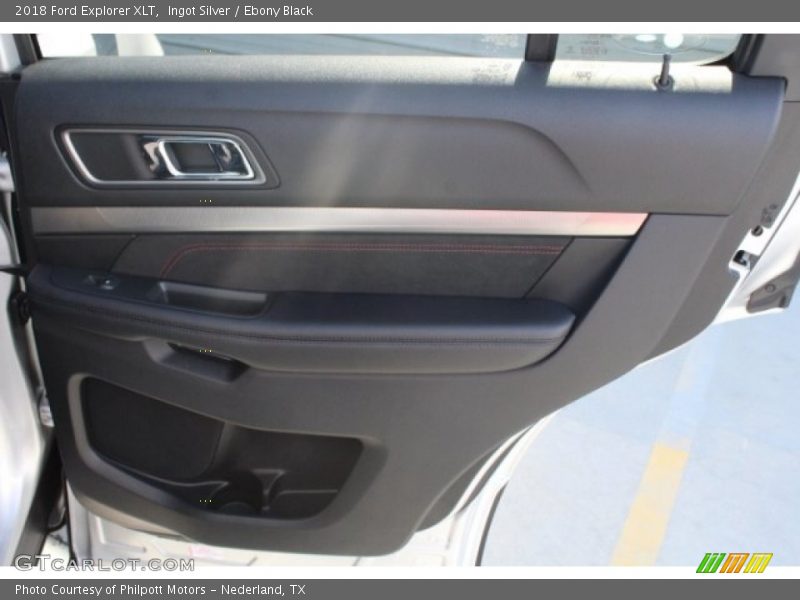 Ingot Silver / Ebony Black 2018 Ford Explorer XLT