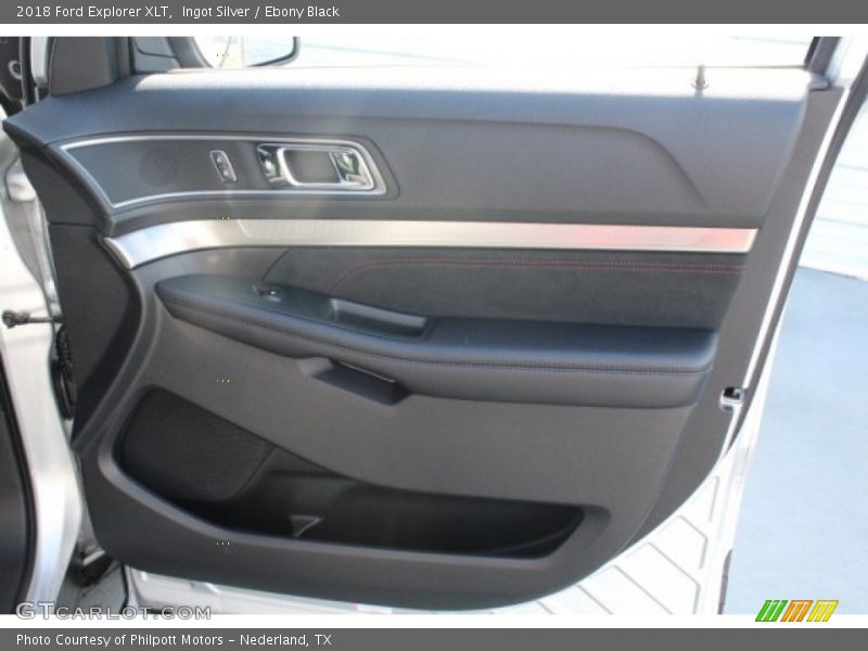 Ingot Silver / Ebony Black 2018 Ford Explorer XLT