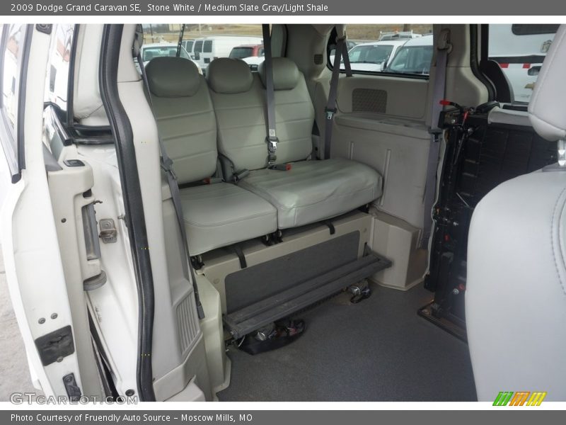 Stone White / Medium Slate Gray/Light Shale 2009 Dodge Grand Caravan SE
