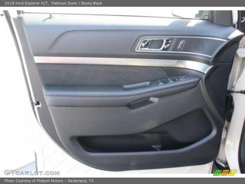 Platinum Dune / Ebony Black 2018 Ford Explorer XLT