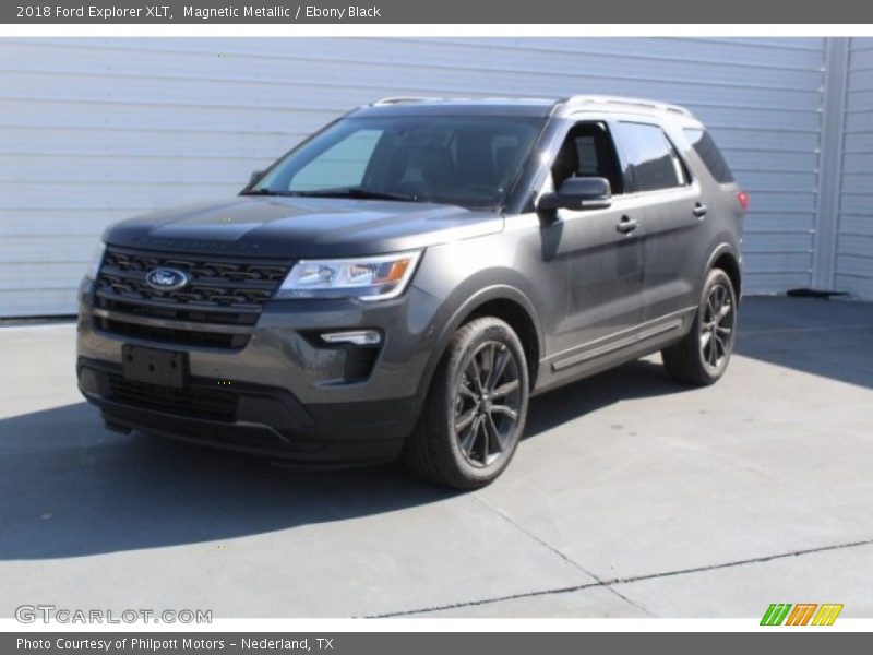 Magnetic Metallic / Ebony Black 2018 Ford Explorer XLT