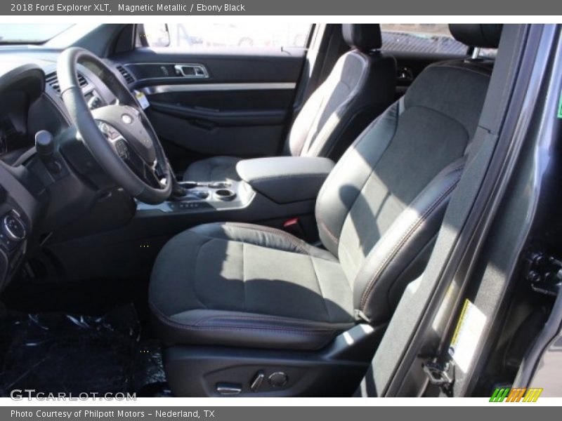 Magnetic Metallic / Ebony Black 2018 Ford Explorer XLT