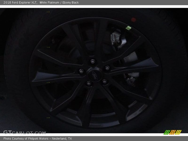 White Platinum / Ebony Black 2018 Ford Explorer XLT
