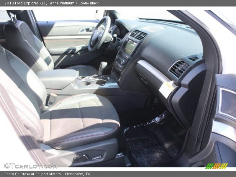 White Platinum / Ebony Black 2018 Ford Explorer XLT