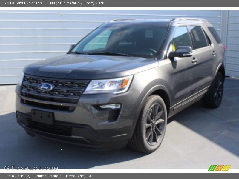 Magnetic Metallic / Ebony Black 2018 Ford Explorer XLT