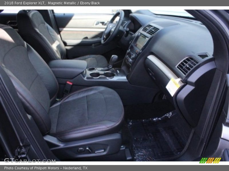 Magnetic Metallic / Ebony Black 2018 Ford Explorer XLT