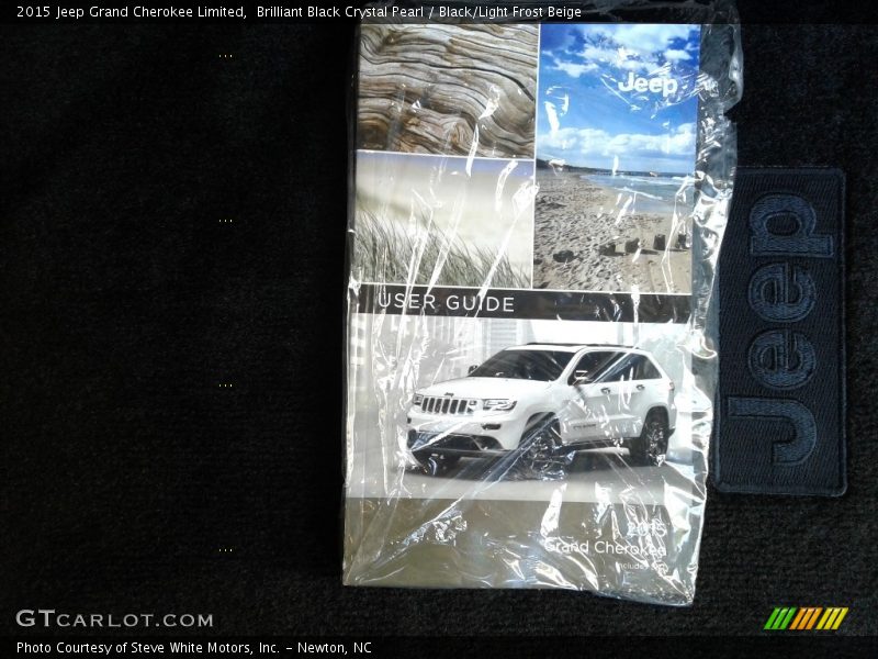 Brilliant Black Crystal Pearl / Black/Light Frost Beige 2015 Jeep Grand Cherokee Limited