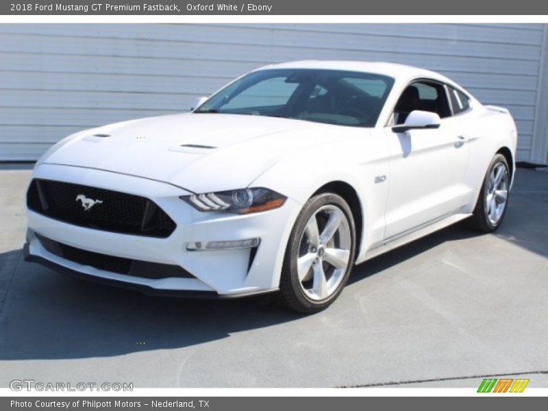 Oxford White / Ebony 2018 Ford Mustang GT Premium Fastback