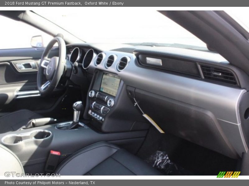 Oxford White / Ebony 2018 Ford Mustang GT Premium Fastback
