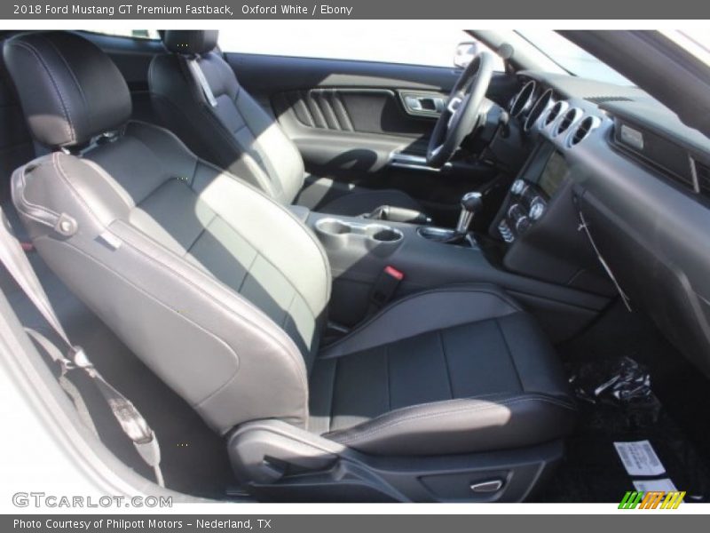 Oxford White / Ebony 2018 Ford Mustang GT Premium Fastback