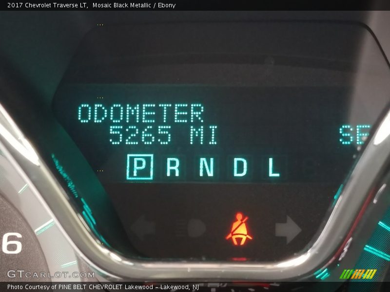 Mosaic Black Metallic / Ebony 2017 Chevrolet Traverse LT
