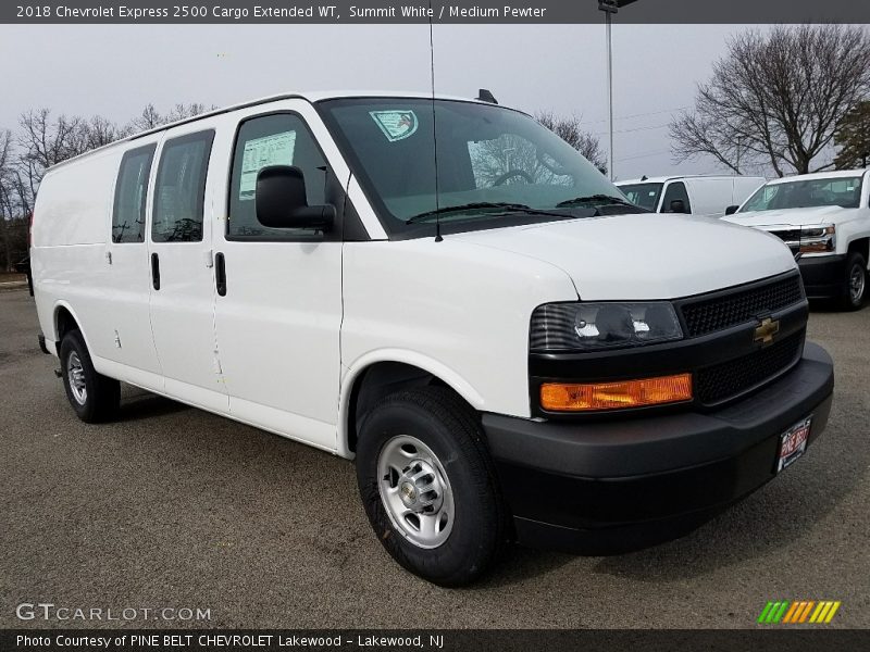Summit White / Medium Pewter 2018 Chevrolet Express 2500 Cargo Extended WT