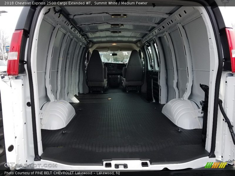 Summit White / Medium Pewter 2018 Chevrolet Express 2500 Cargo Extended WT