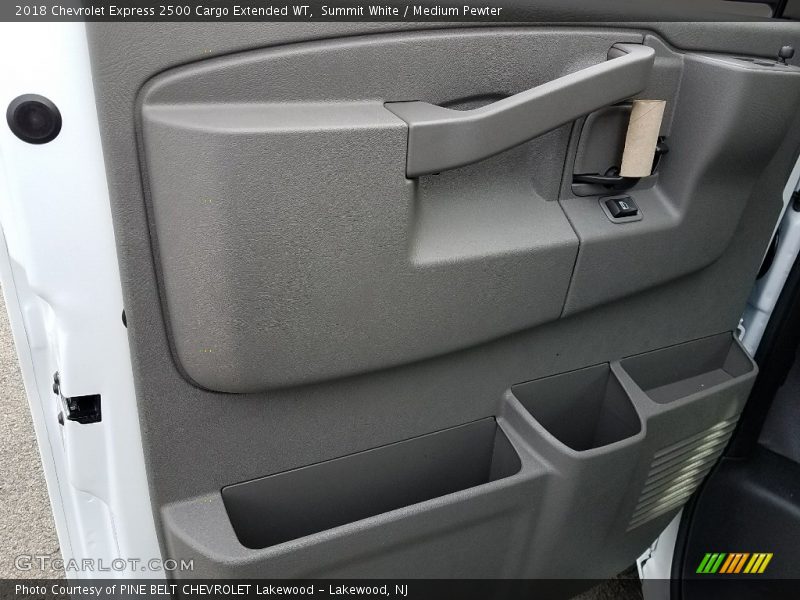 Summit White / Medium Pewter 2018 Chevrolet Express 2500 Cargo Extended WT