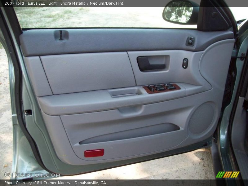 Light Tundra Metallic / Medium/Dark Flint 2007 Ford Taurus SEL