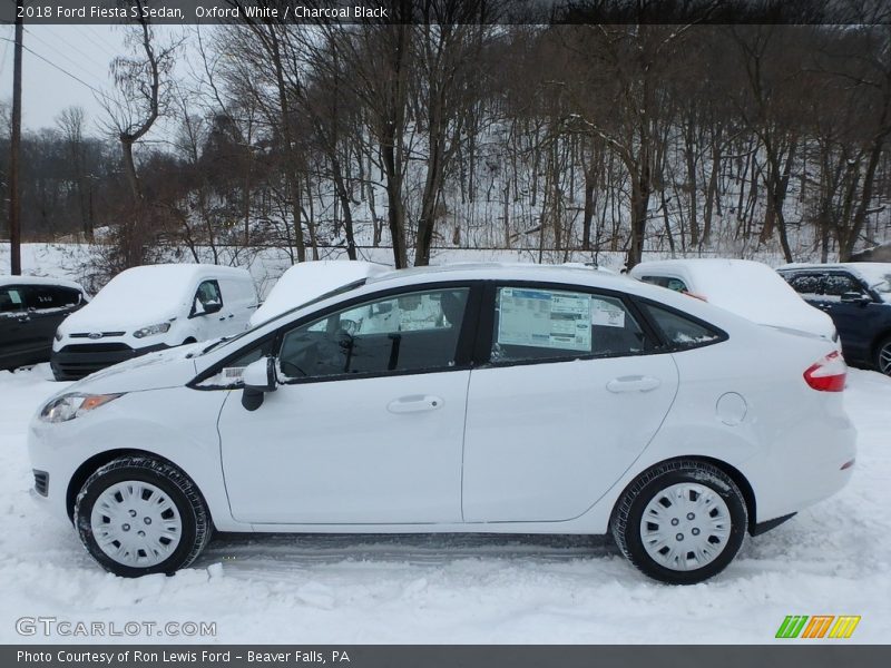 Oxford White / Charcoal Black 2018 Ford Fiesta S Sedan