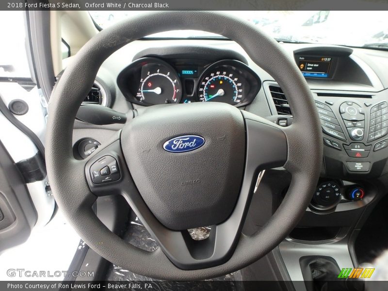 Oxford White / Charcoal Black 2018 Ford Fiesta S Sedan