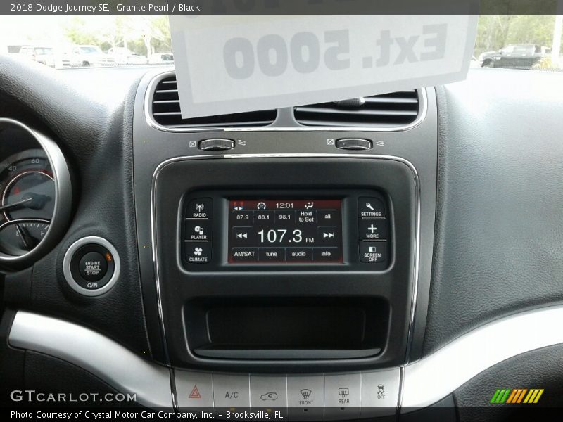 Granite Pearl / Black 2018 Dodge Journey SE
