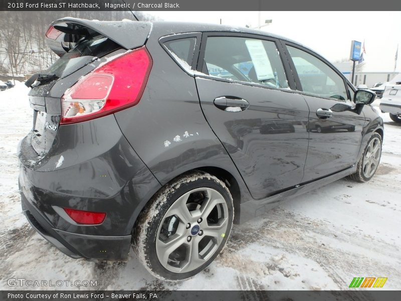 Magnetic / Charcoal Black 2018 Ford Fiesta ST Hatchback