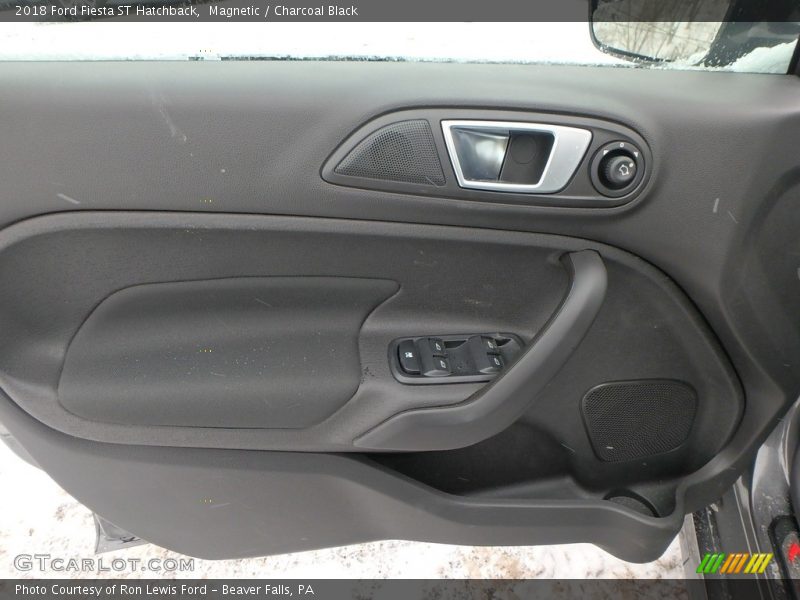 Magnetic / Charcoal Black 2018 Ford Fiesta ST Hatchback
