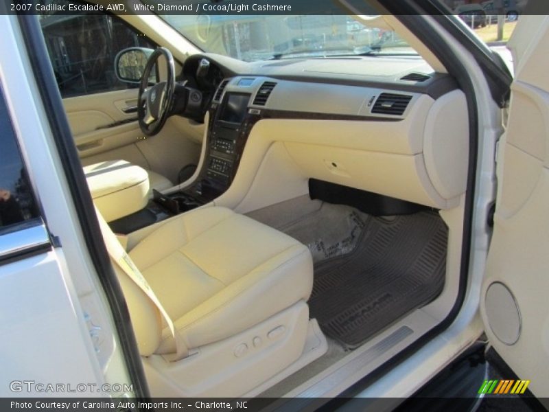 White Diamond / Cocoa/Light Cashmere 2007 Cadillac Escalade AWD