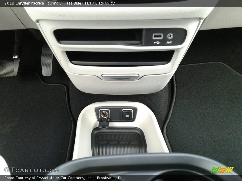 Jazz Blue Pearl / Black/Alloy 2018 Chrysler Pacifica Touring L