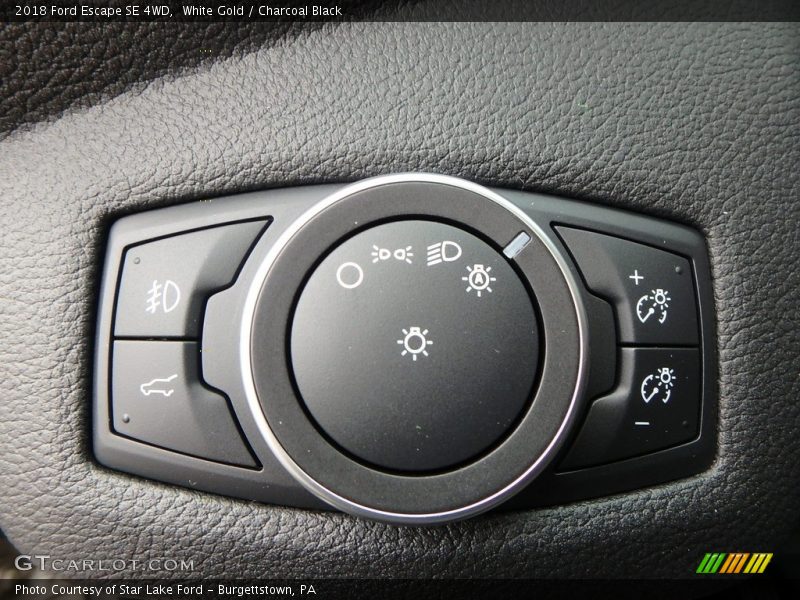 White Gold / Charcoal Black 2018 Ford Escape SE 4WD