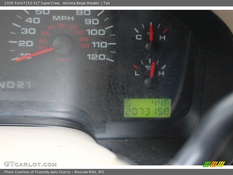 Arizona Beige Metallic / Tan 2005 Ford F150 XLT SuperCrew