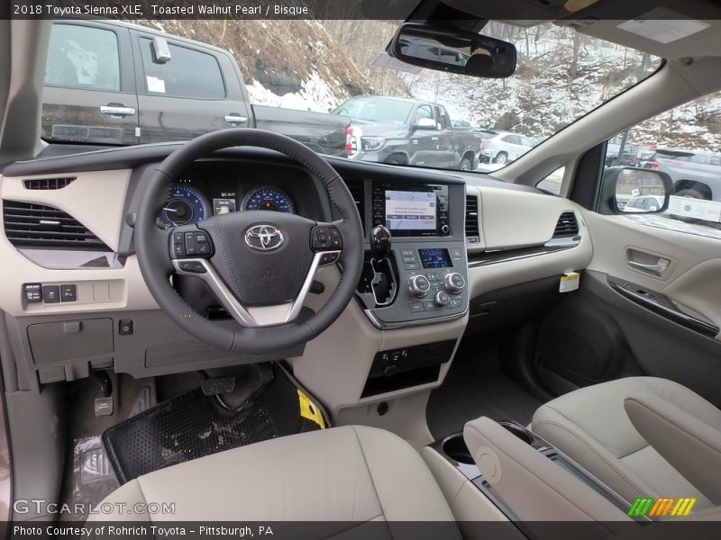 Toasted Walnut Pearl / Bisque 2018 Toyota Sienna XLE