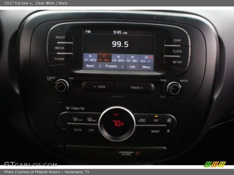 Clear White / Black 2017 Kia Soul +