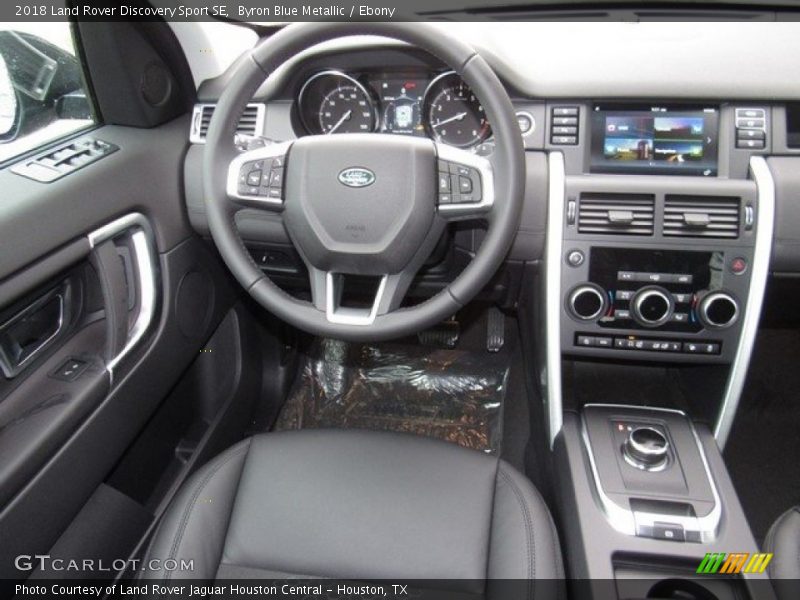 Byron Blue Metallic / Ebony 2018 Land Rover Discovery Sport SE